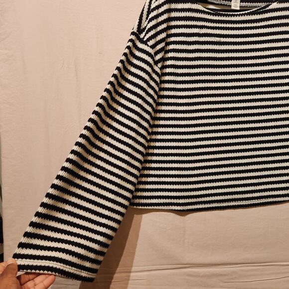 H&M Women's Sz L 'Boxy' Stripes Oversized Textured Top Lightweight Sweater - Picture 3 of 9